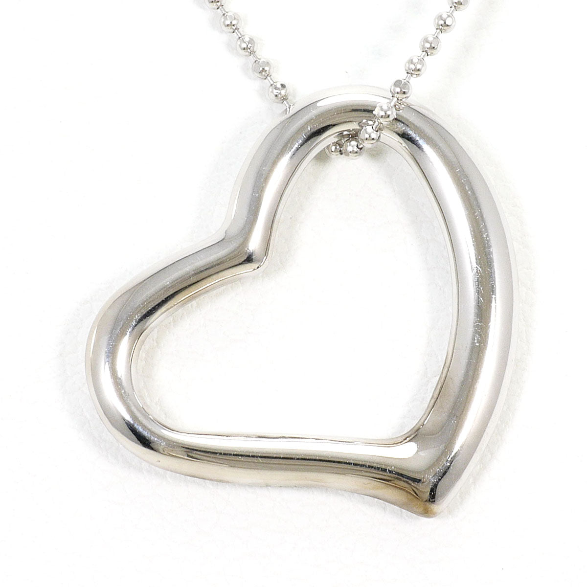 K14 White Gold Heart Necklace