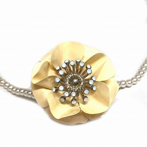Miu Miu Flower Motif Faux Pearl Necklace 95cm in Good Condition