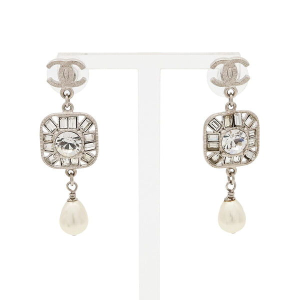 Chanel Coco Mark Pearl Earrings