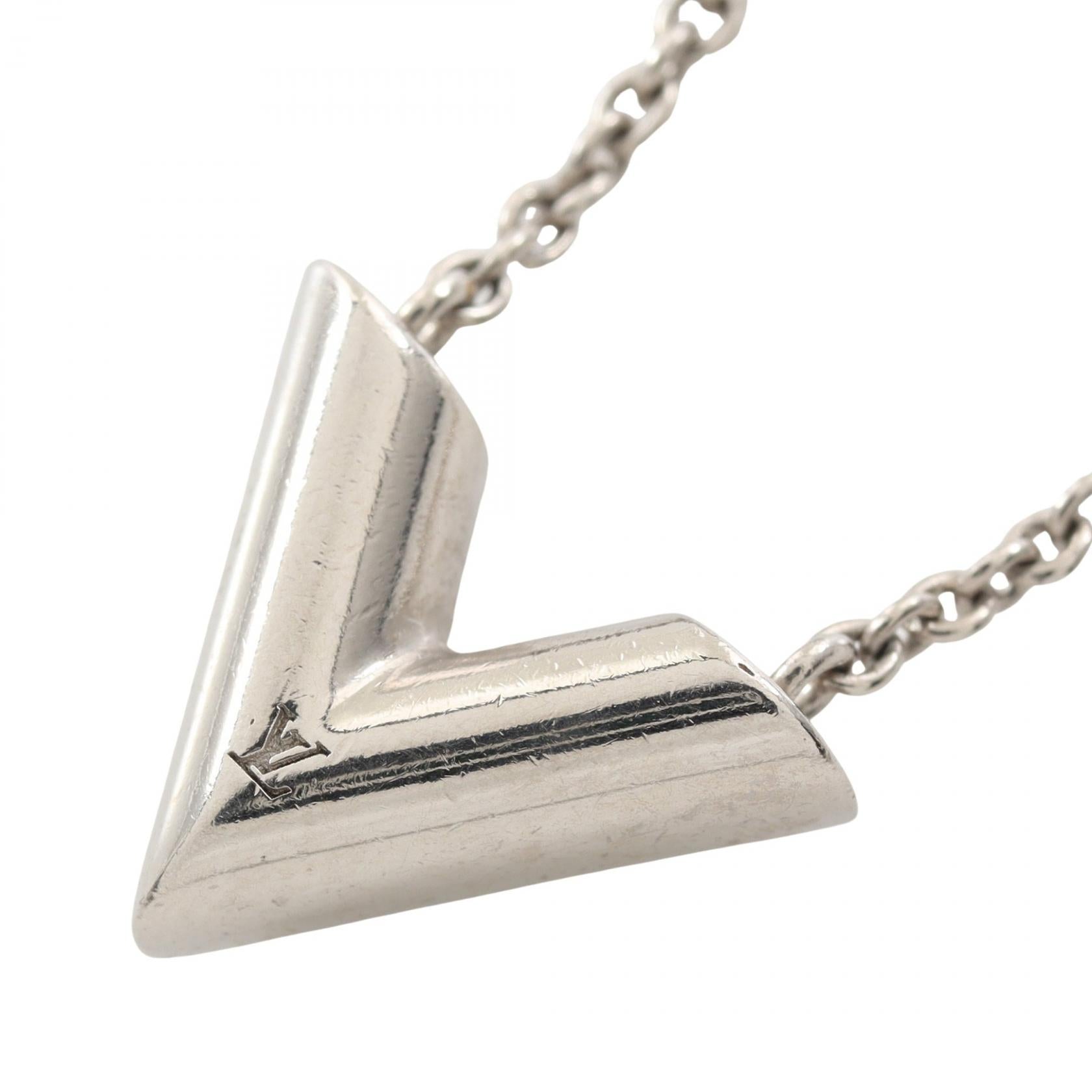 Louis Vuitton Essential V Necklace