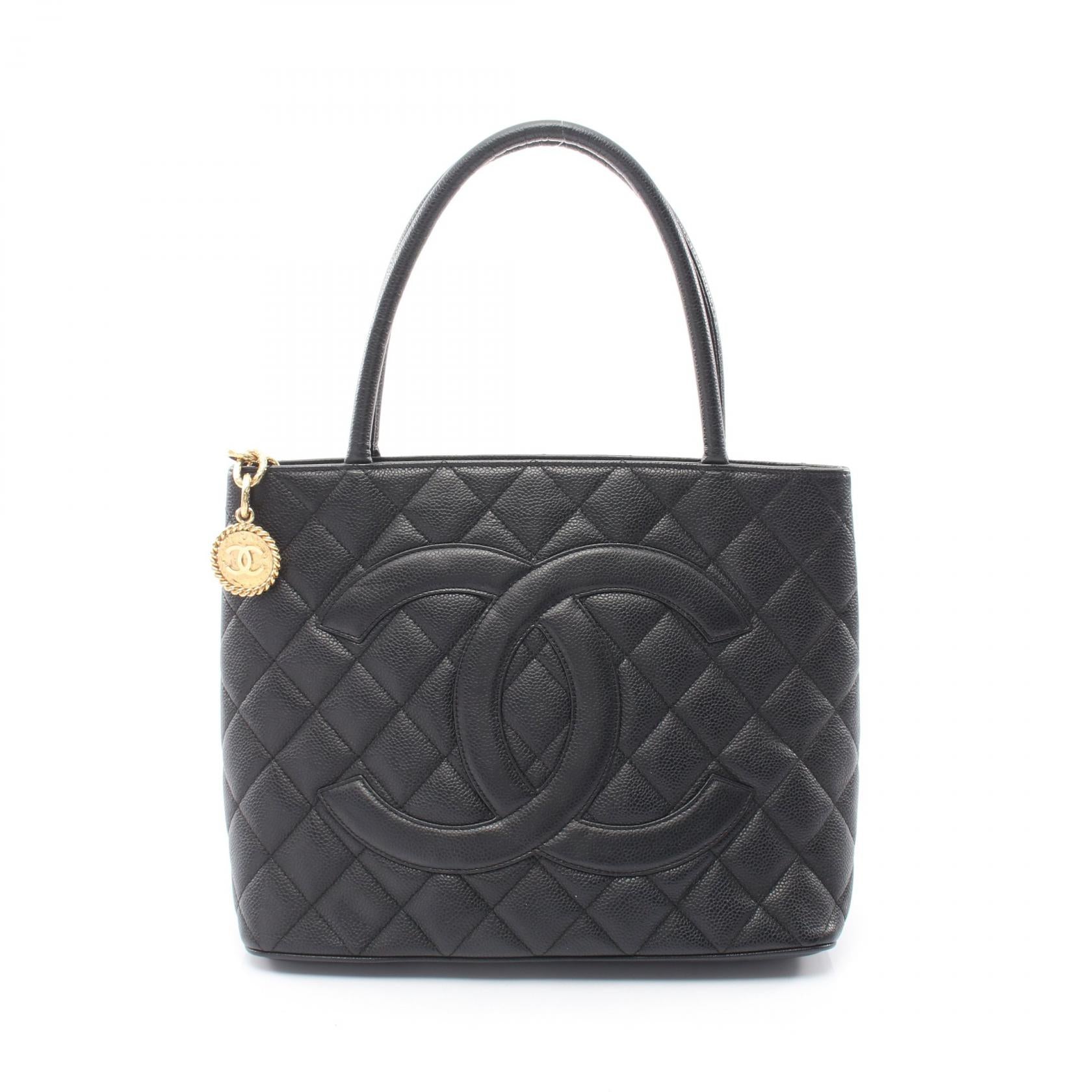 CHANEL Caviar Skin Tote Bag