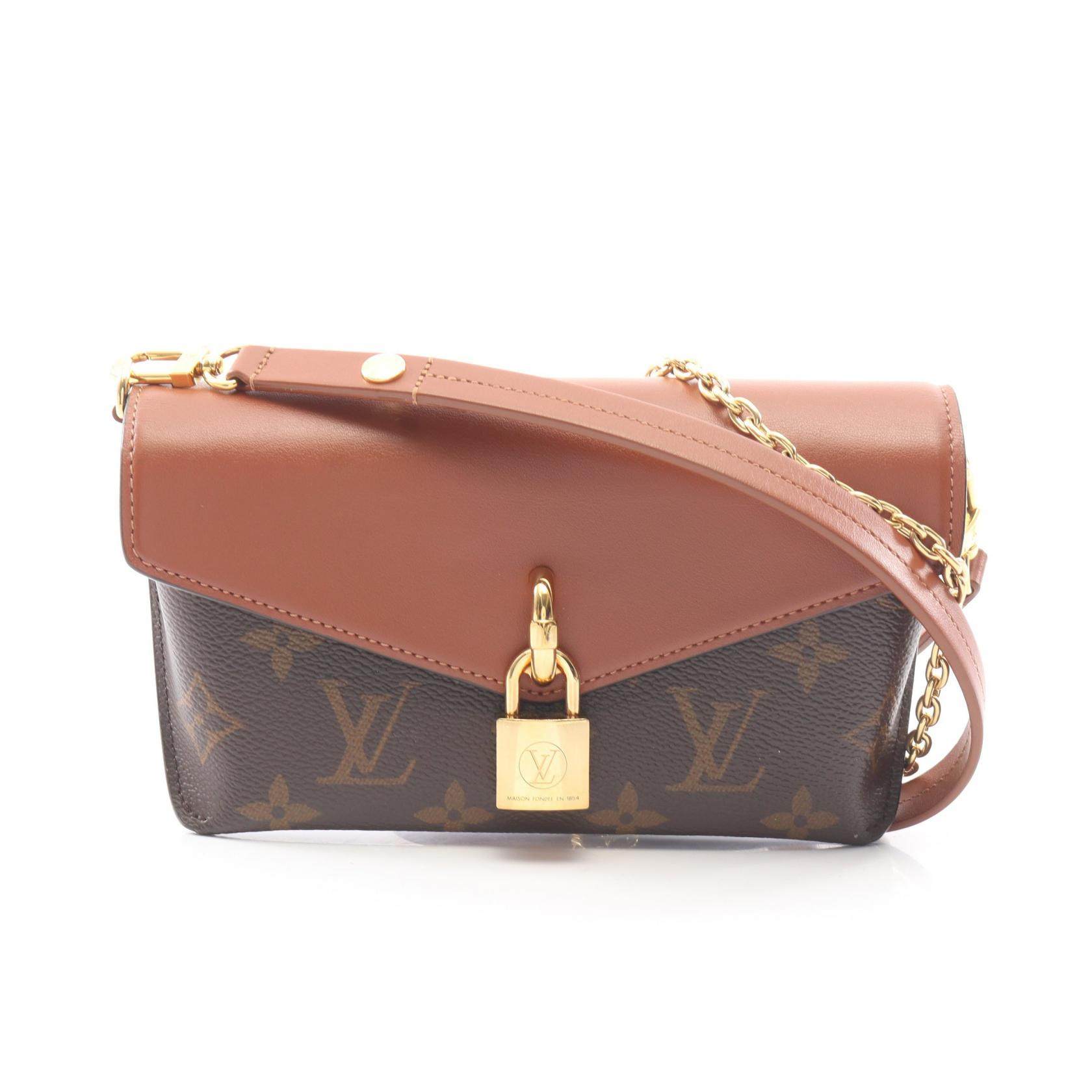 Louis Vuitton Padlock On Strap Monogram shoulder bag