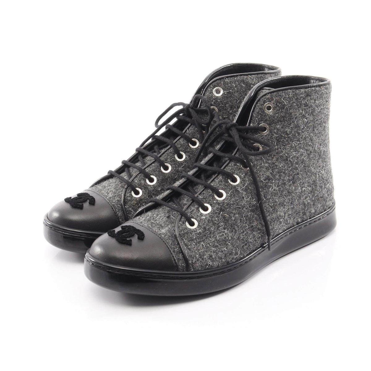 Chanel Fabric Leather Sneakers