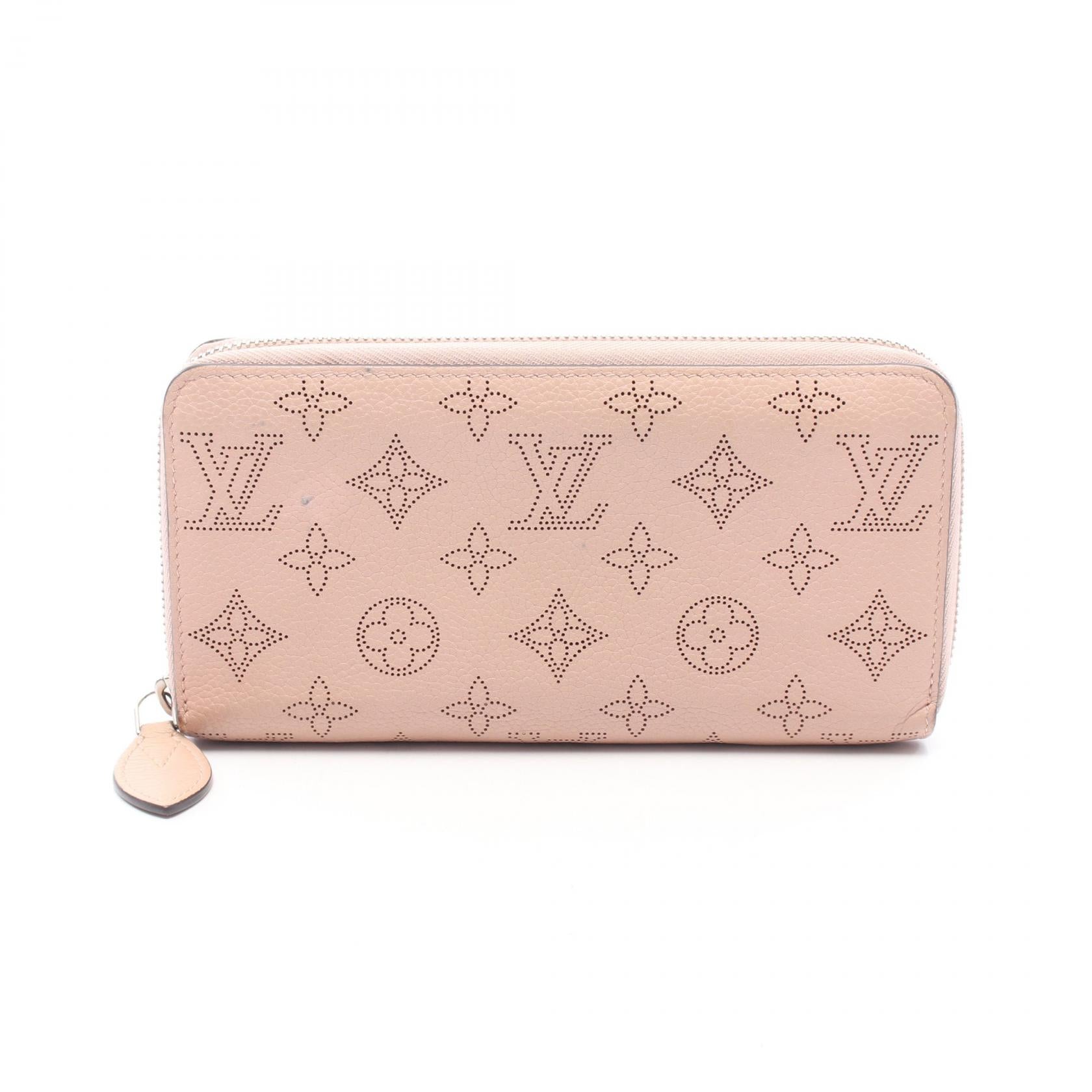 Louis Vuitton Zippy Wallet Mahina Leather Long Wallet