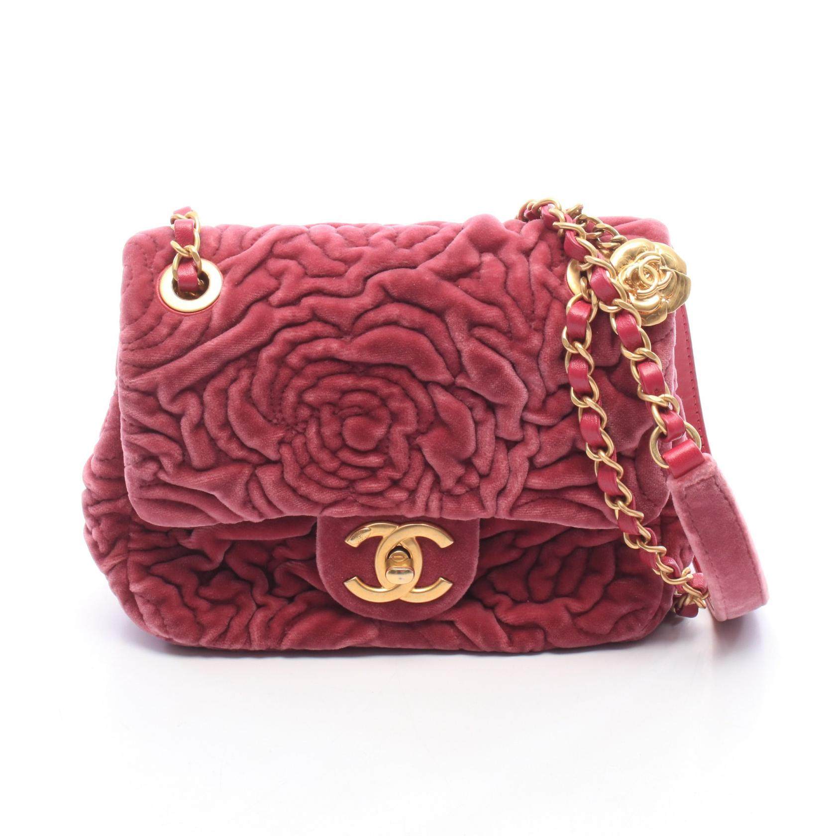 Chanel Camellia shoulder bag