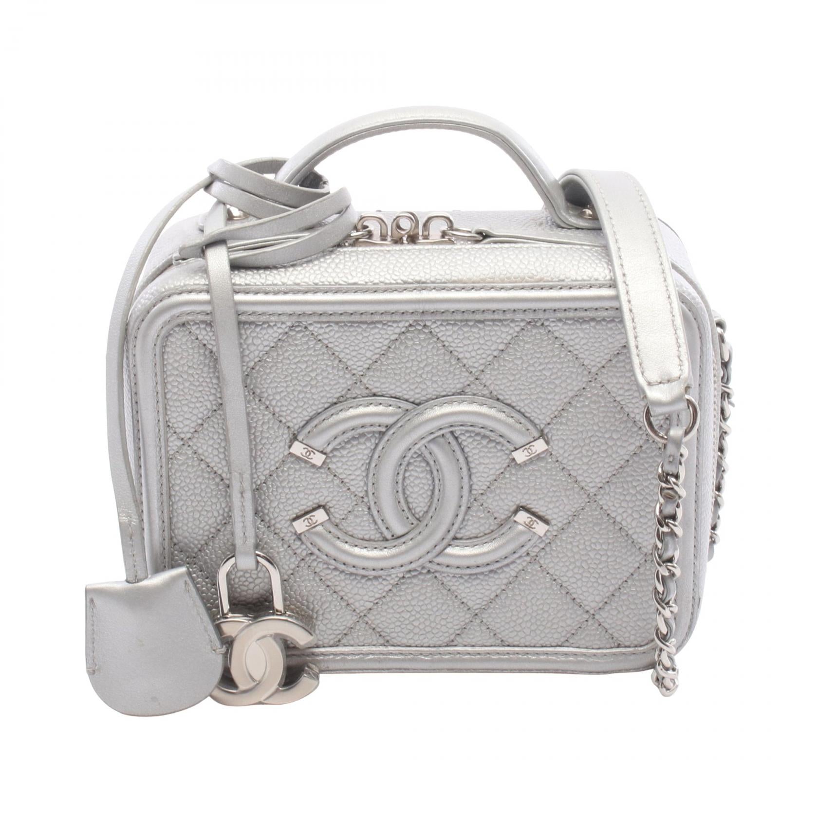CHANEL CC Filigree Caviar Skin Shoulder Bag