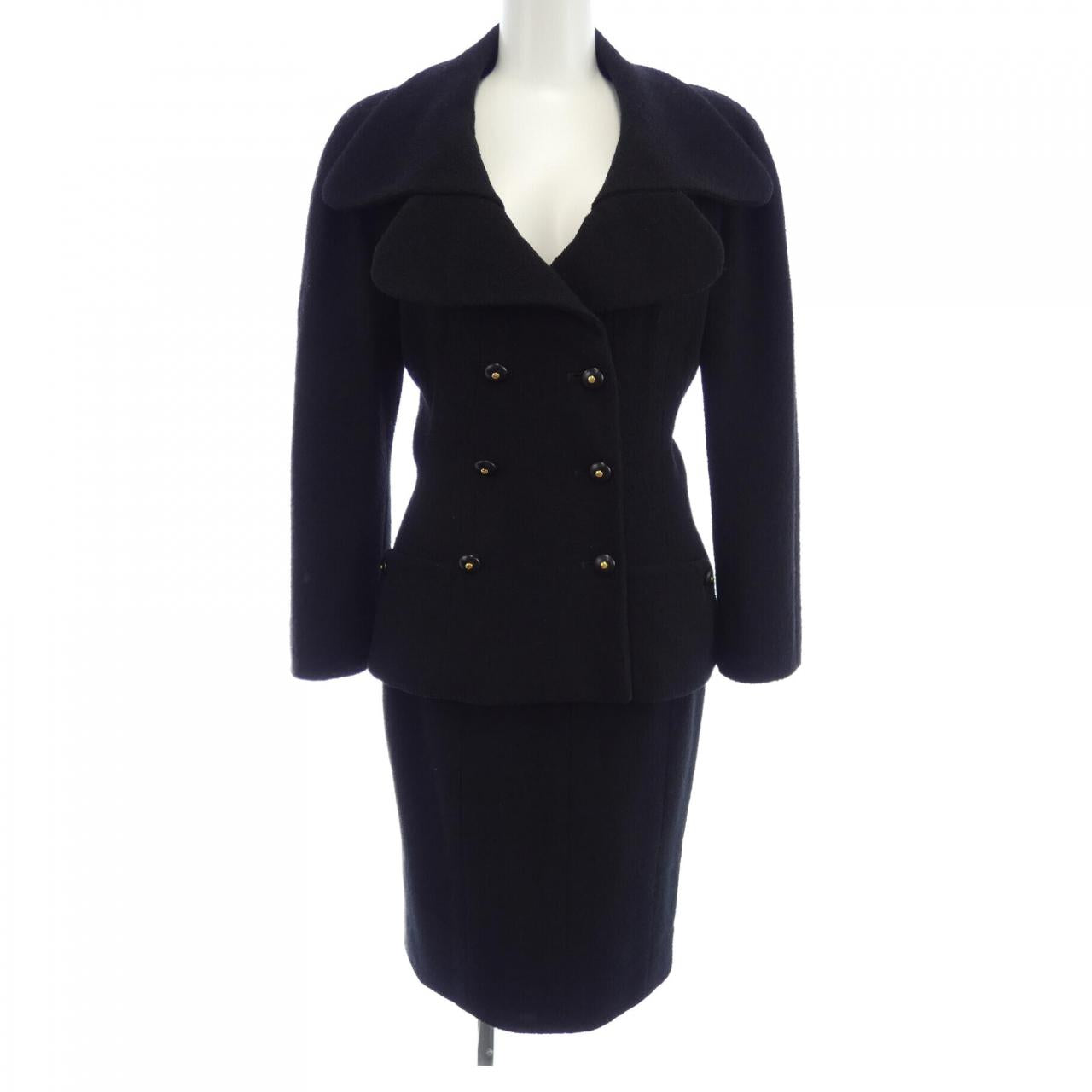 Chanel Suit Set