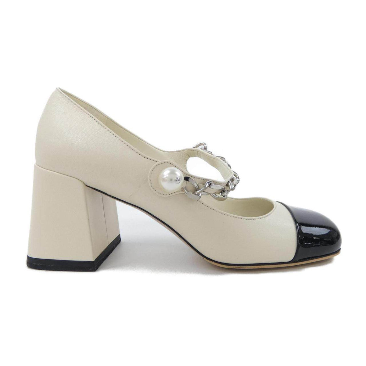 Miu Miu Patent Leather Pumps
