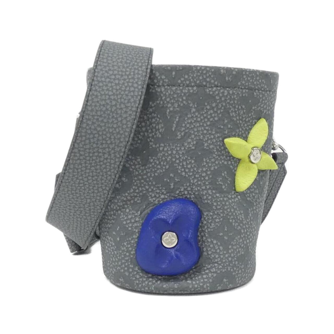 Louis Vuitton Chalk Pouch Calf Accessory Pouch