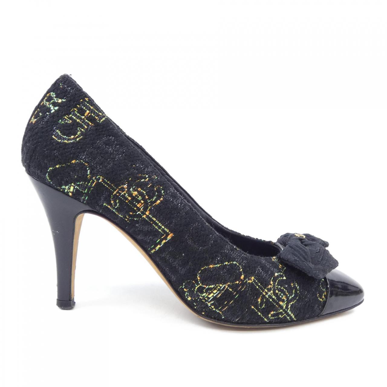 Chanel Leather Pumps