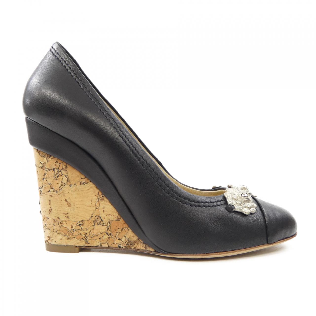 Chanel Leather Pumps