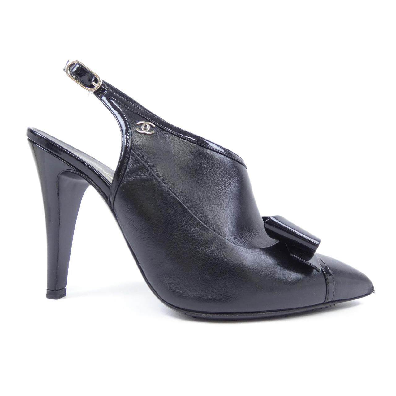 Chanel Pumps