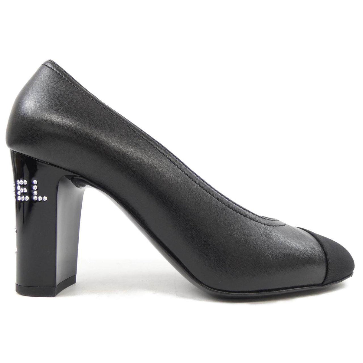 Chanel Pumps