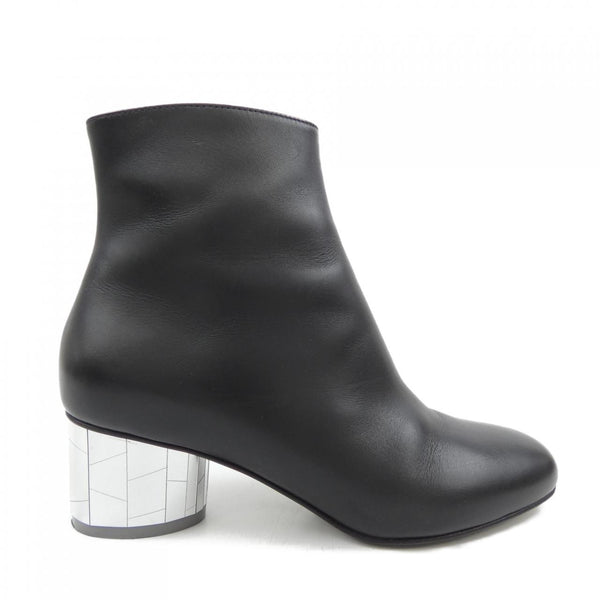 Salvatore Ferragamo Leather Boots