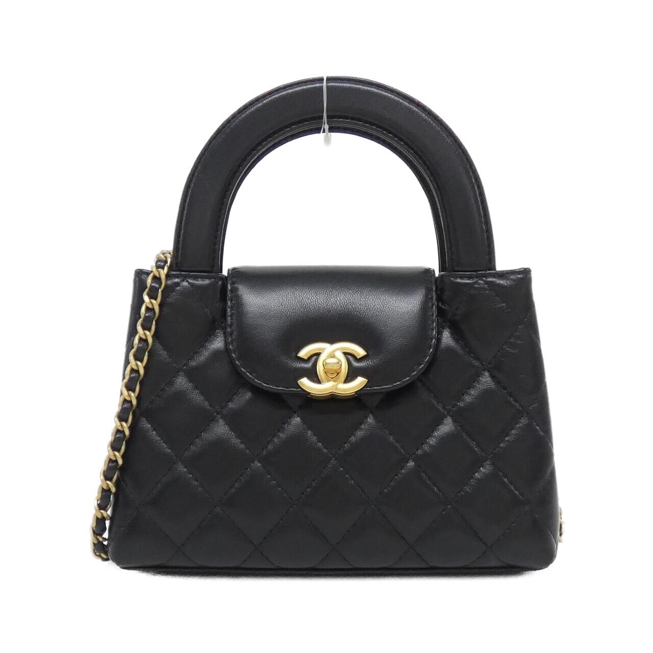 Chanel Lambskin Shoulder Bag