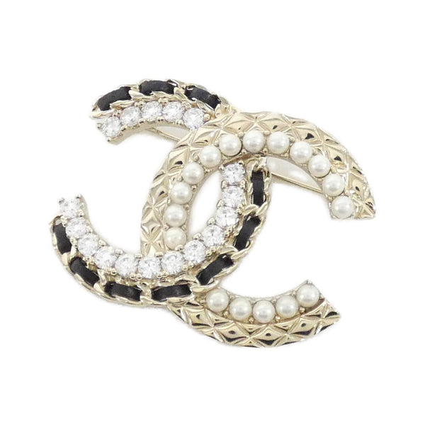 Chanel Faux Pearl Lambskin Brooch