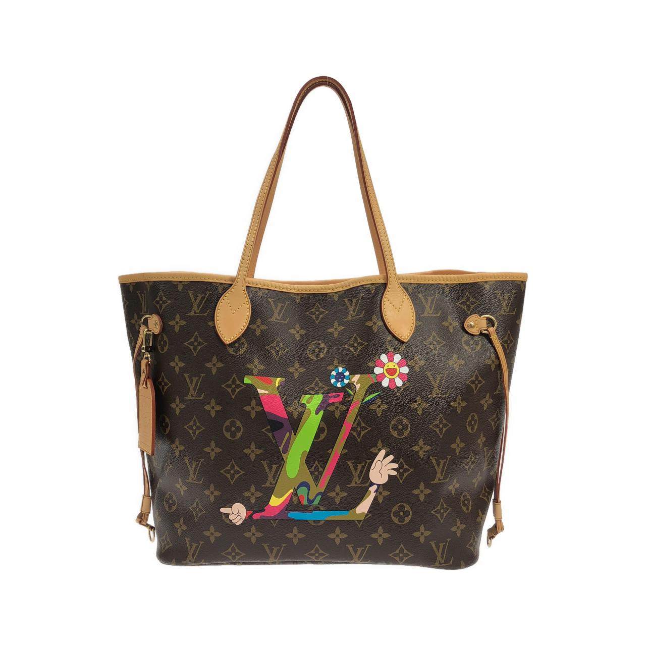 Louis Vuitton Neverfull Monogram Handbag