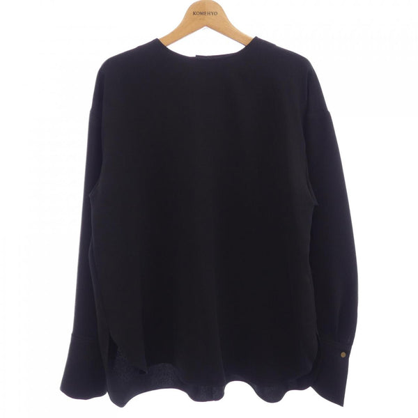 UNTITLED Tops