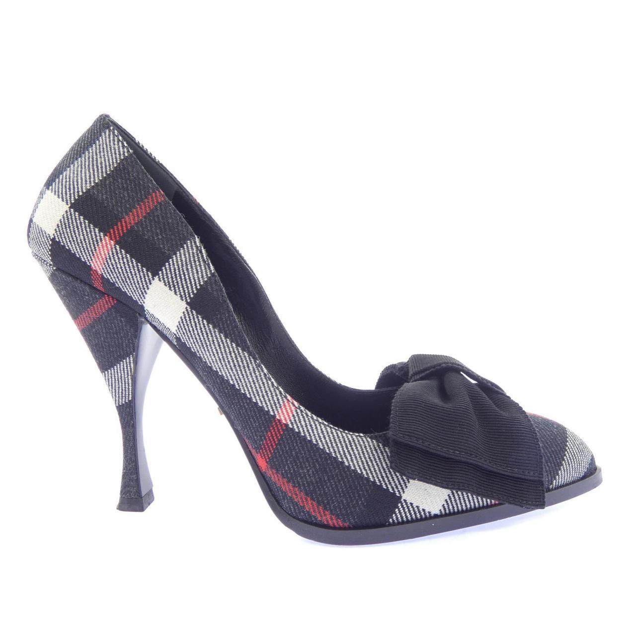 Prada Pumps