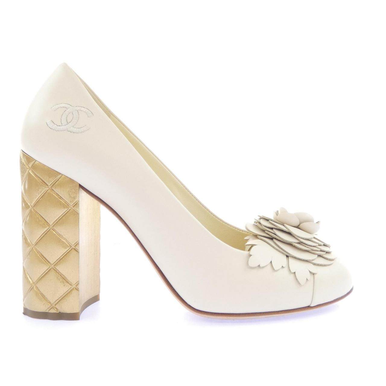 Chanel Pumps
