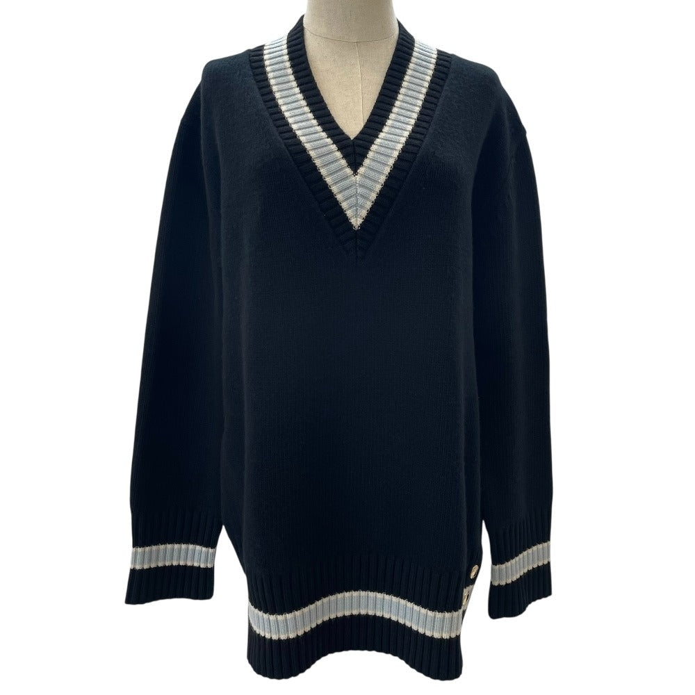 Burberry V-neck Wool Knit Sweater