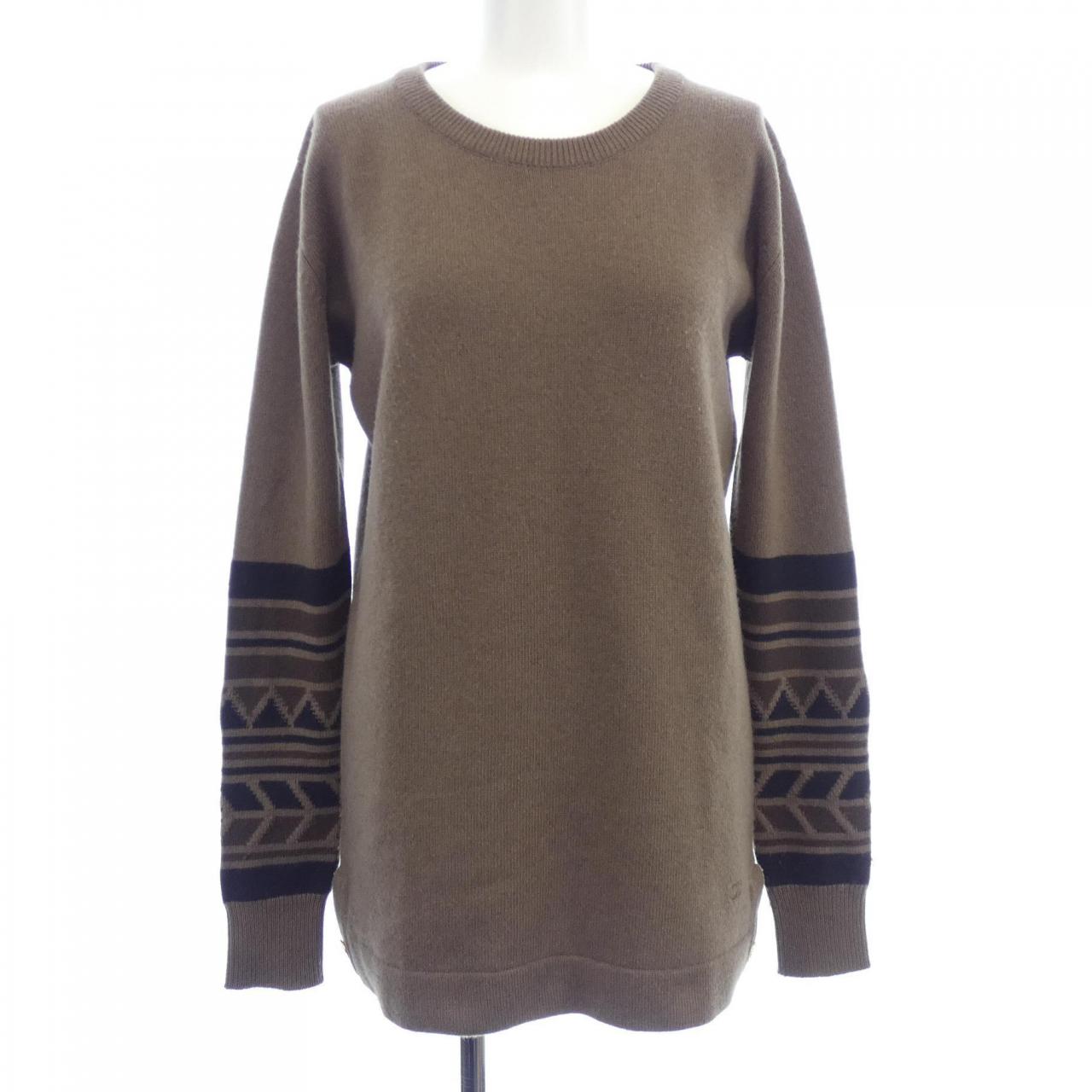 Chanel 100% Cashmere Knit