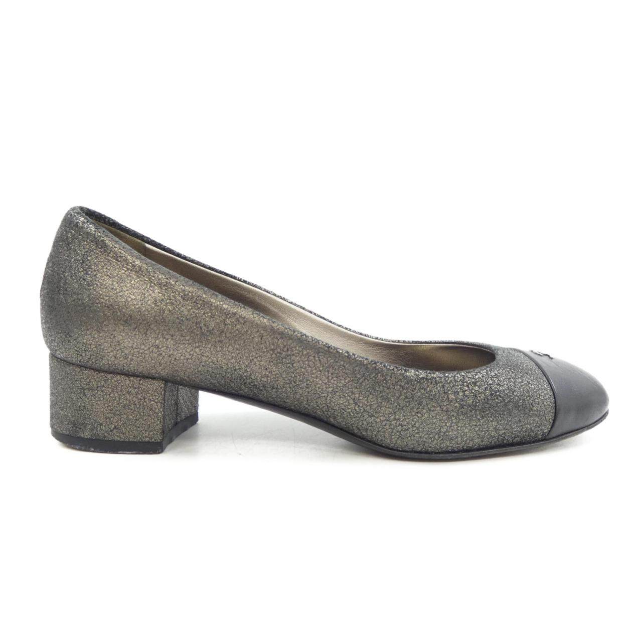 Chanel G28429Y15221 Embossed Lambskin Calfskin Pumps