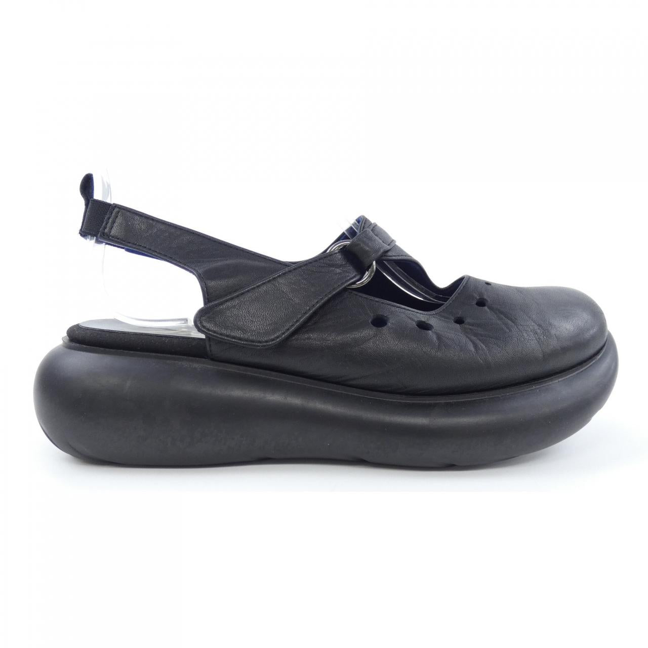 JIU Sandals