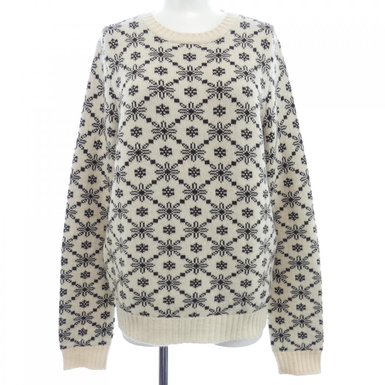 Chanel P52856K06870 100% Cashmere Knit