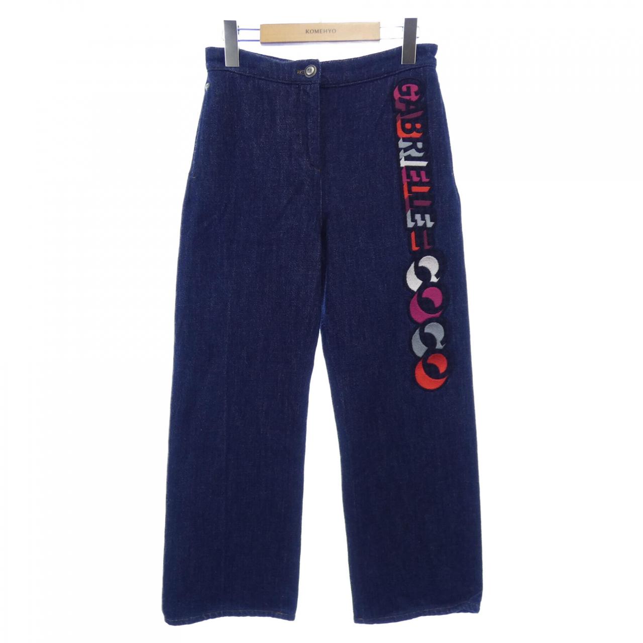 Chanel Jeans