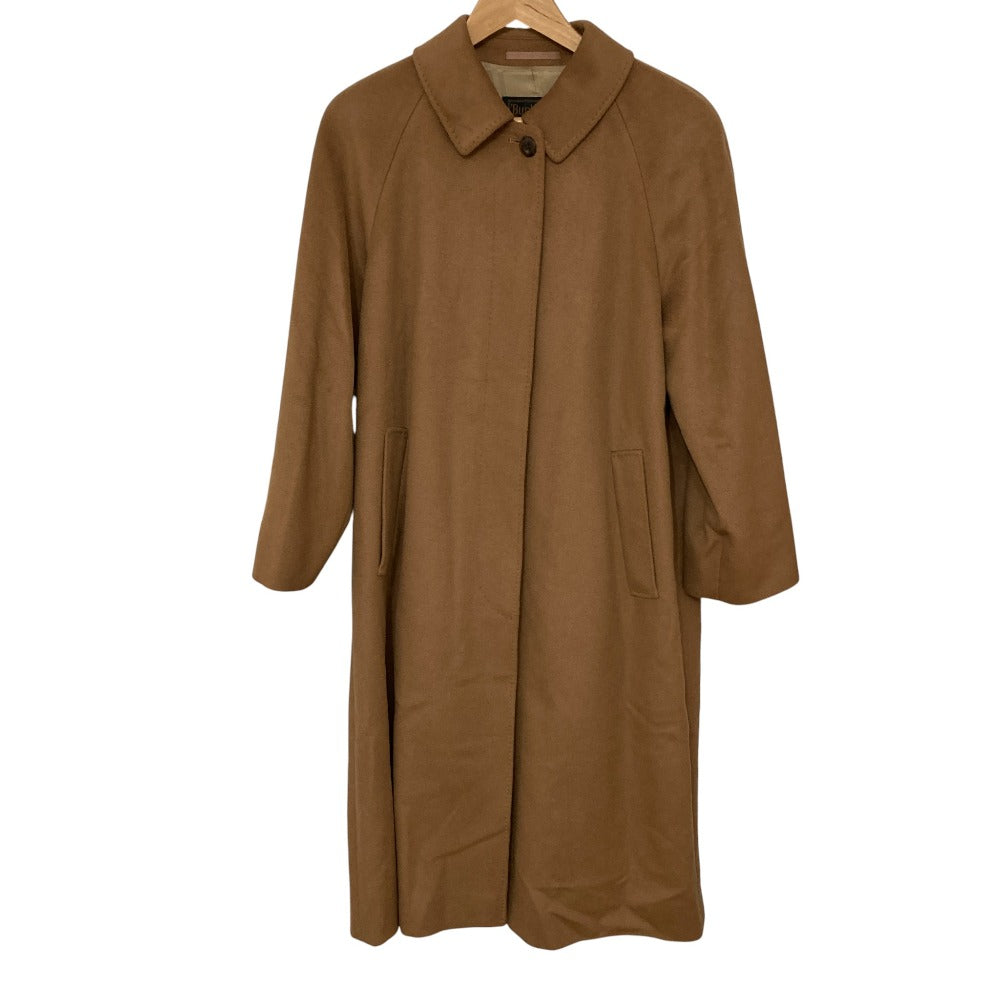 Burberrys Cashmere Single Breasted Coat
