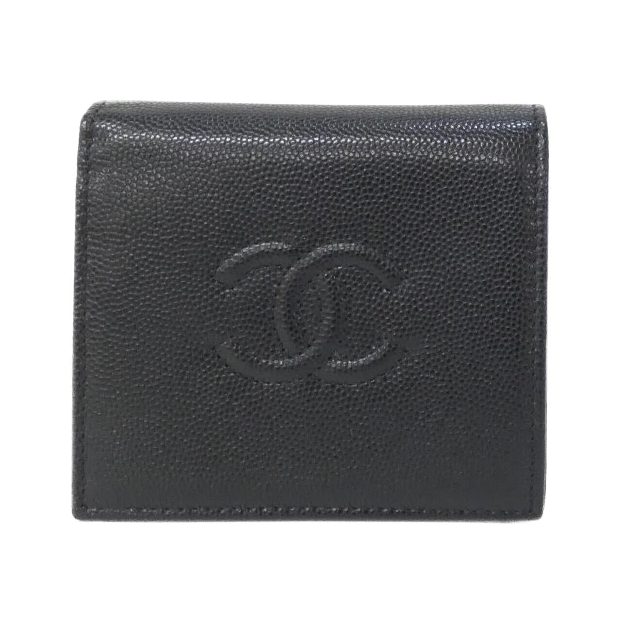 Chanel Caviar Skin Wallet