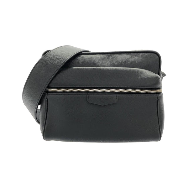 Louis Vuitton Taiga Bum Bag Outdoor calf shoulder bag