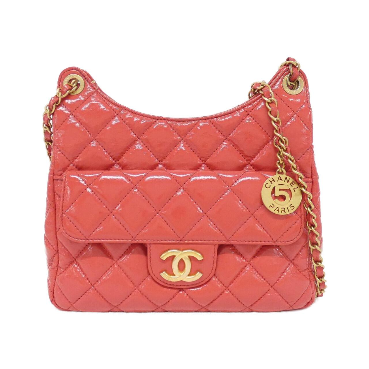 Chanel calfskin shoulder bag