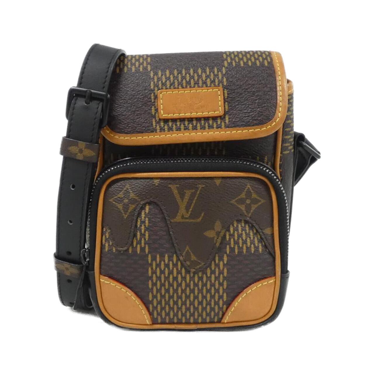 Louis Vuitton Amazon Messenger Damier Giant Shoulder Bag