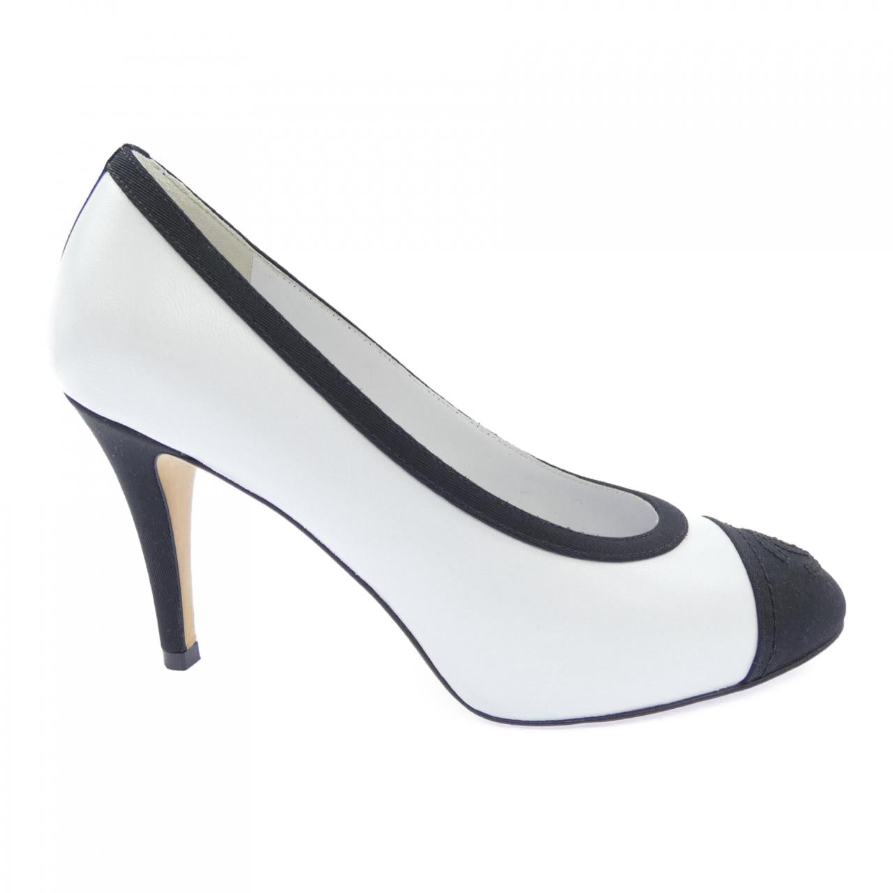Chanel Lambskin Pumps