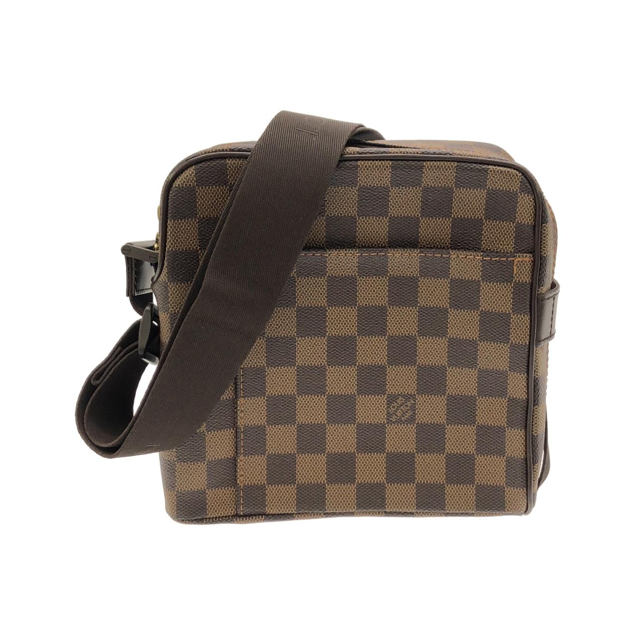 Louis Vuitton Damier Olaf shoulder bag