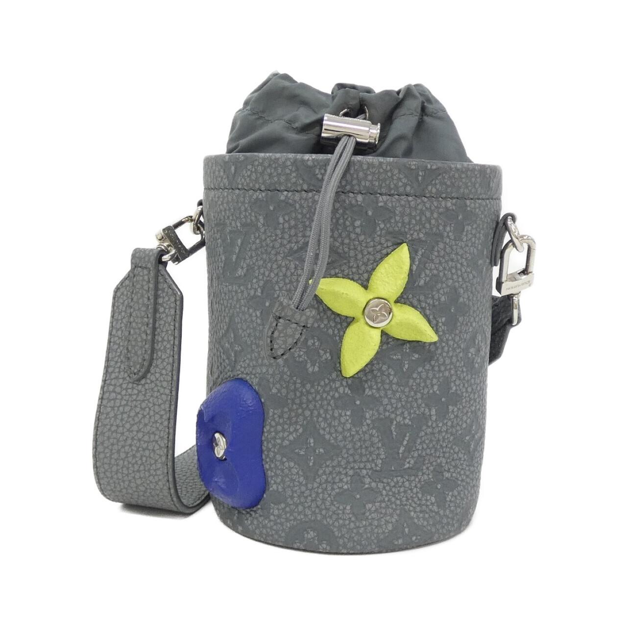Louis Vuitton Chalk Pouch Calf Accessory Pouch