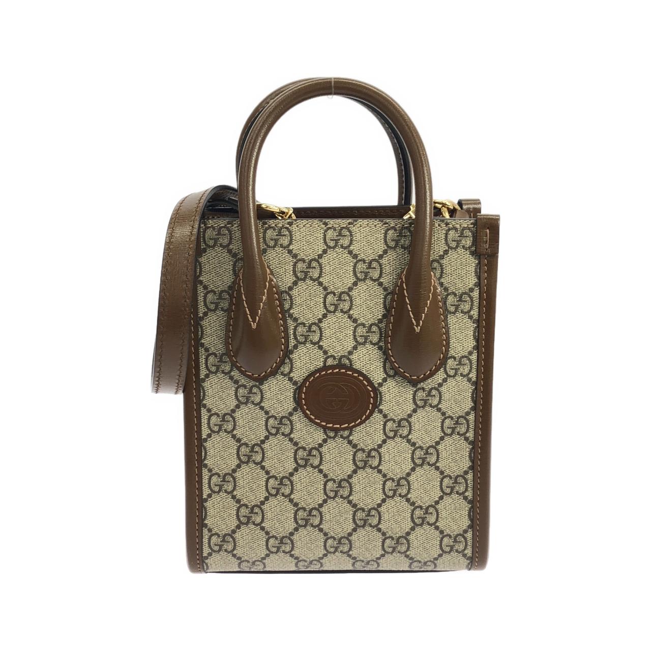 Gucci GG Supreme Canvas Shoulder Bag