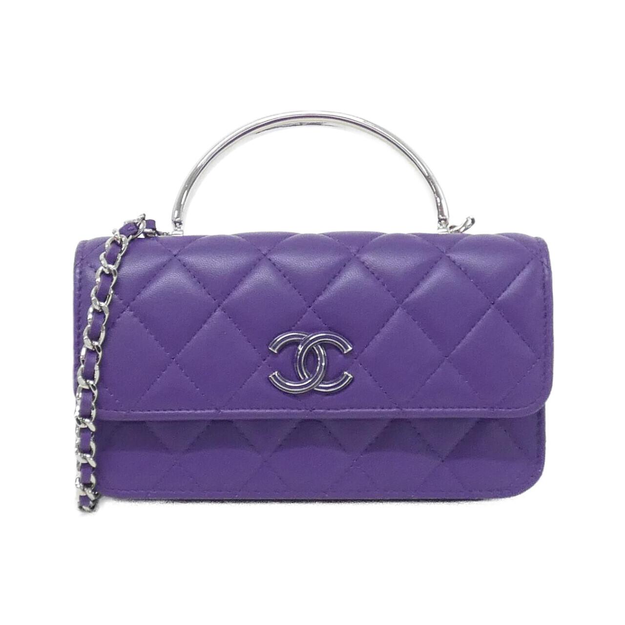 chanel phone case Chanel Lambskin Phone Case – LuxUness