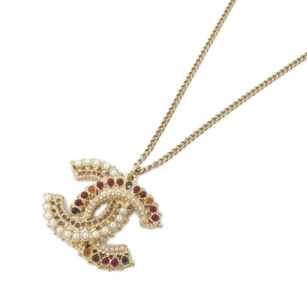 Chanel Fake Pearl Necklace
