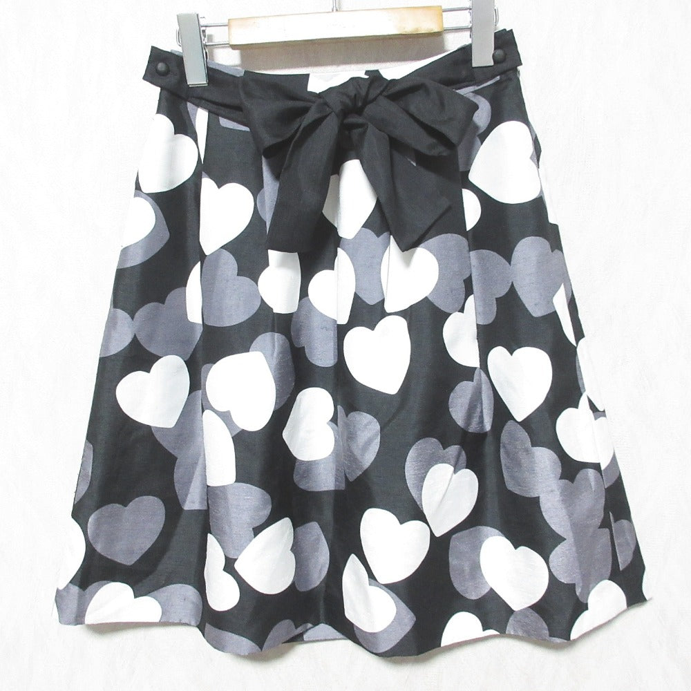 TO BE CHIC Heart Print Skirt