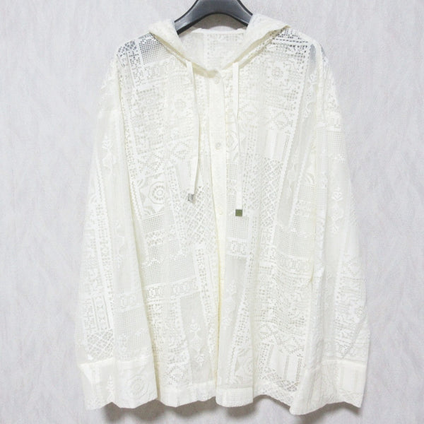 GRACE CONTINENTAL Geometric Lace Hooded Top