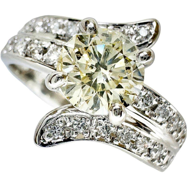 Pt900 Platinum Diamond Ring