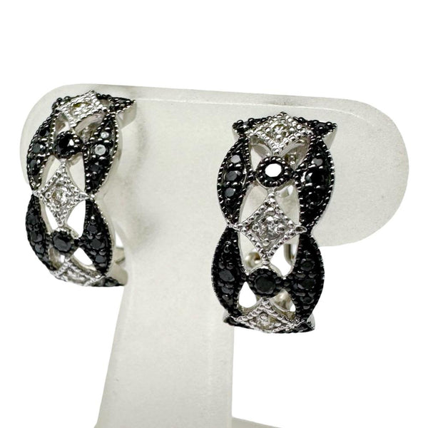 Au750 White Gold Diamond Earrings