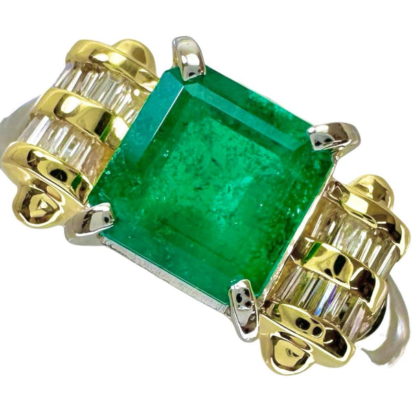 Au750 Gold Platinum Emerald Diamond Ring