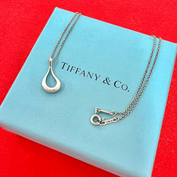 Tiffany&Co. Silver 925 Teardrop Necklace