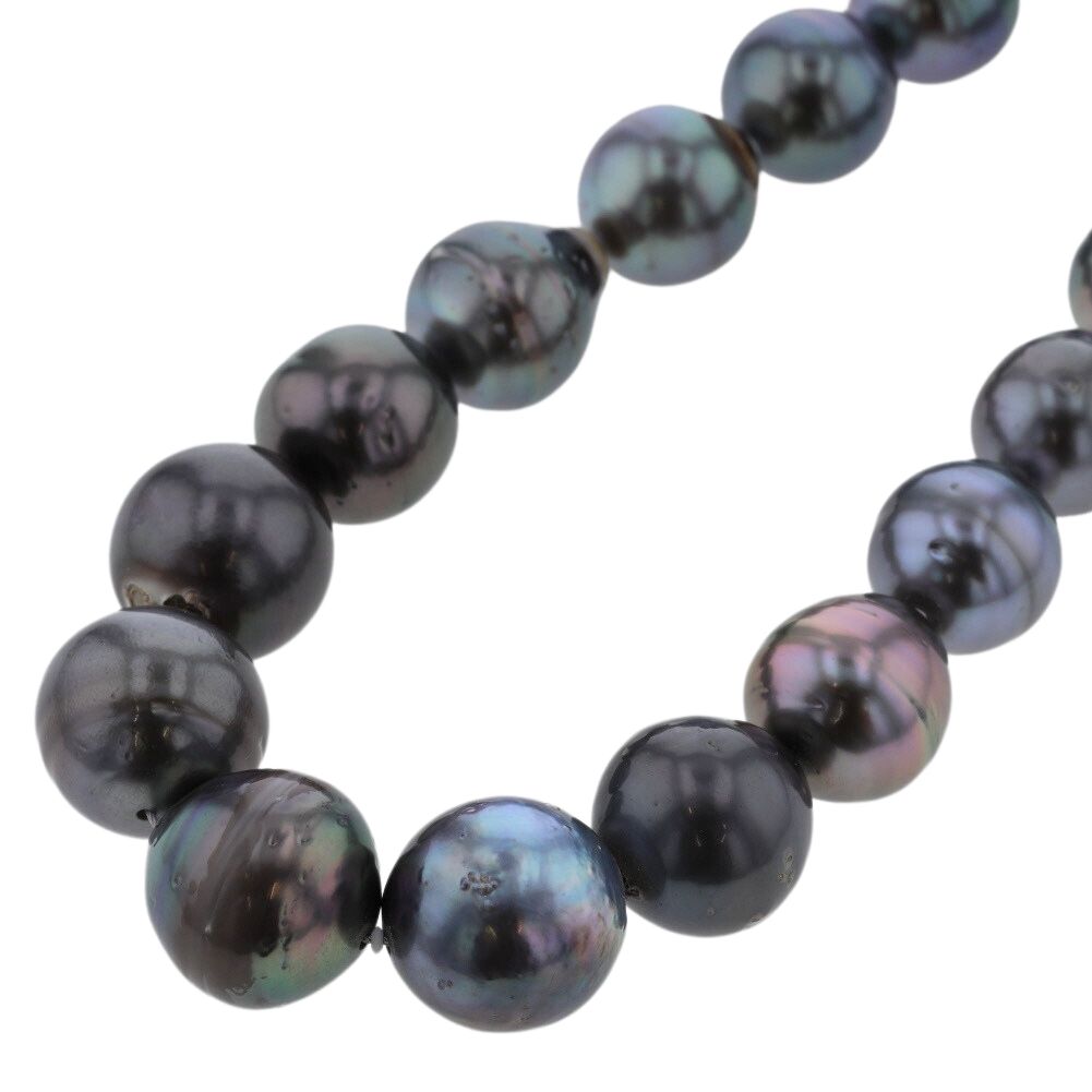 Classic Black Pearl Necklace