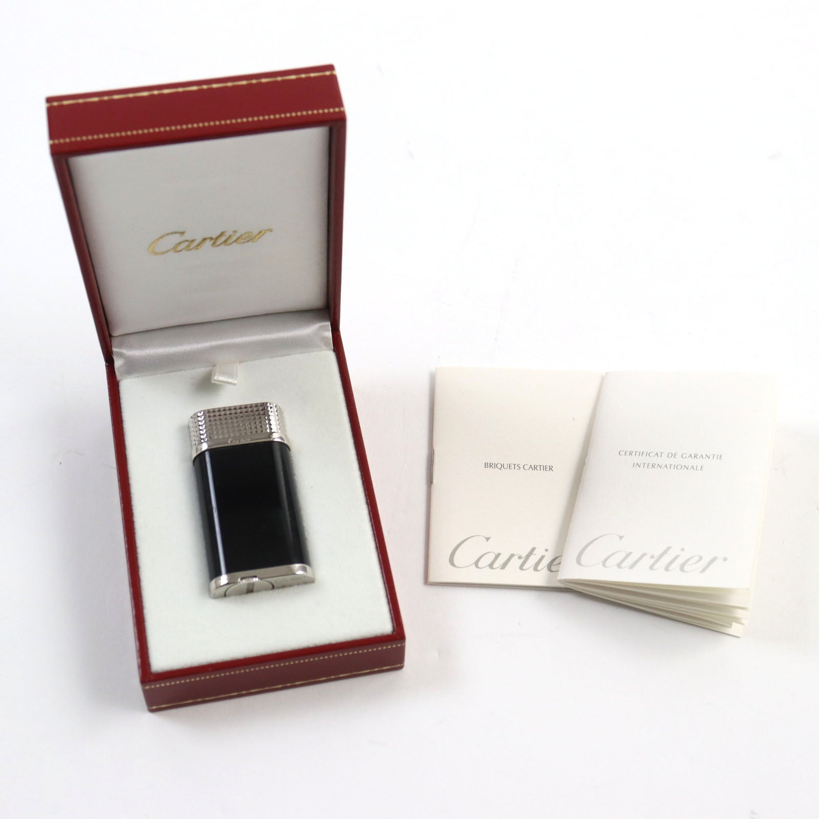 Cartier Godron Lacquer Diamond Head Logo Roller Gas Lighter Black Silver