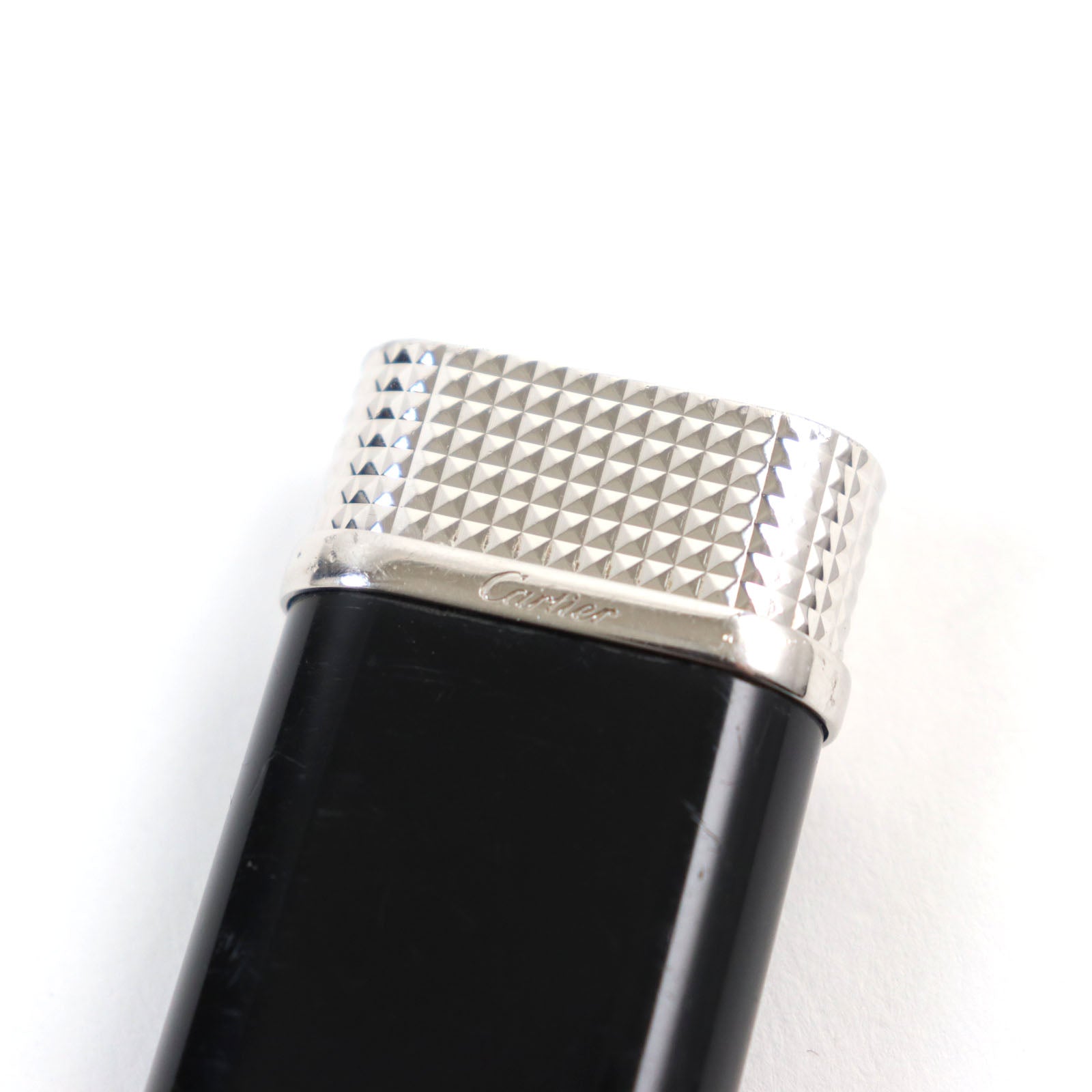 Cartier Godron Lacquer Diamond Head Logo Roller Gas Lighter Black Silver